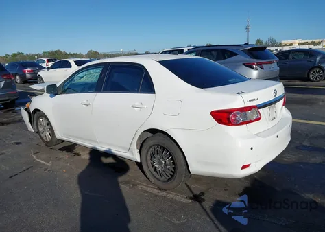 2013 Toyota Corolla Le из США, поврежденный, VIN 2T1BU4EE4DC990557